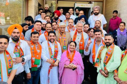 Many former councilors and other leaders joined BJP