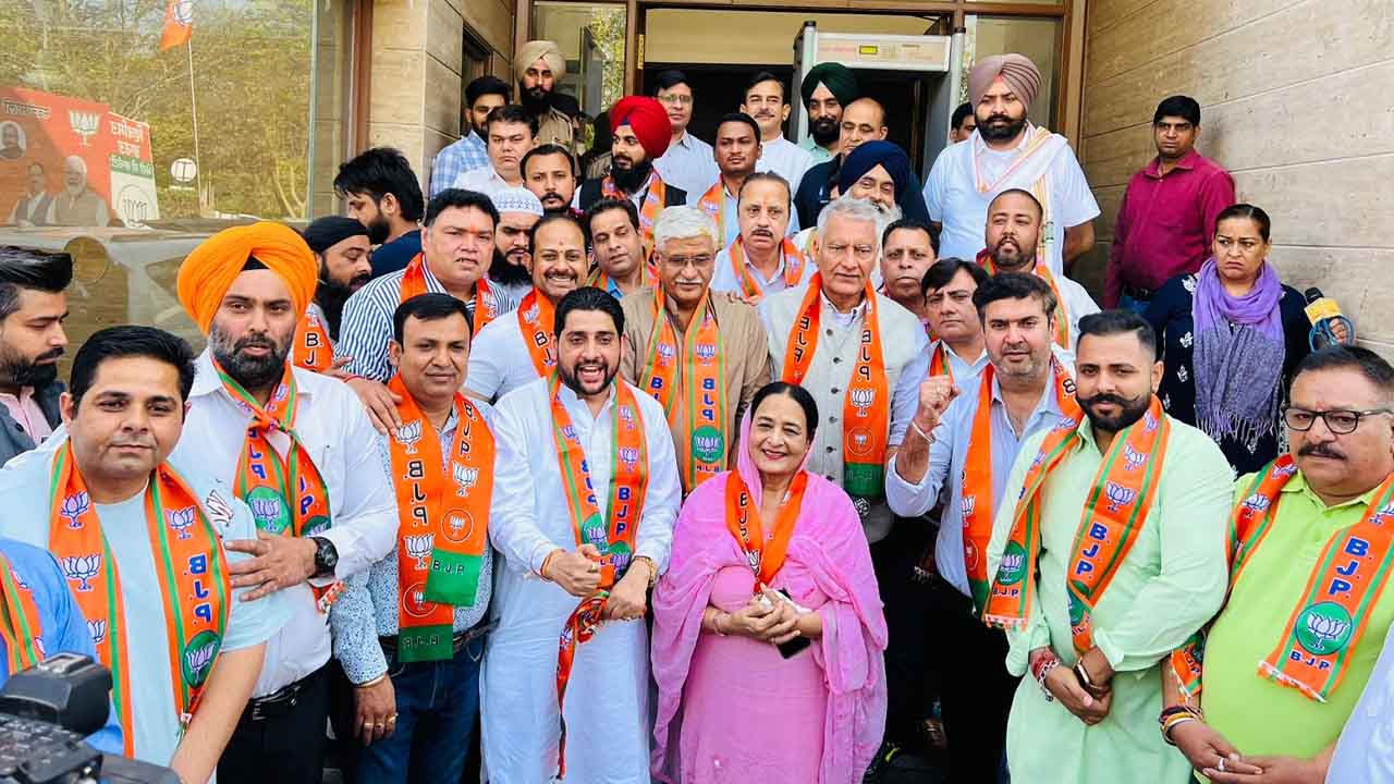 Many former councilors and other leaders joined BJP