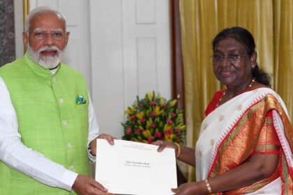 PM Modi Resigns