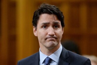 Canadian PM Justin Trudeau resigns