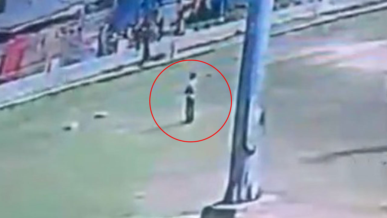 Child burnt after coming in contact with 66KV power wire