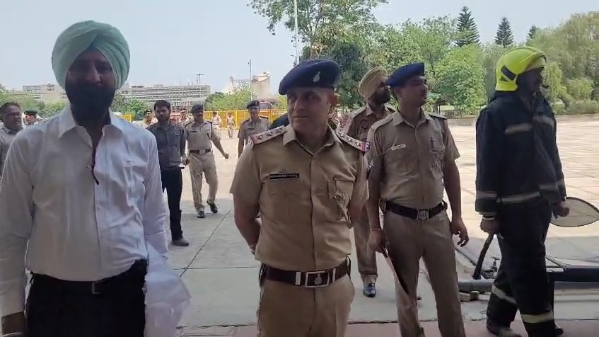 Threat to blow up Punjab-Haryana High Court