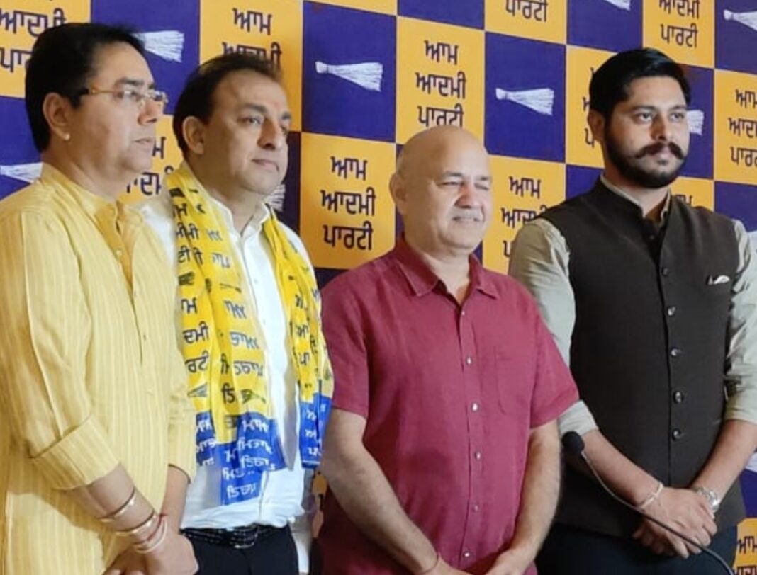 Industrialist Nitin Kohli joined AAP,