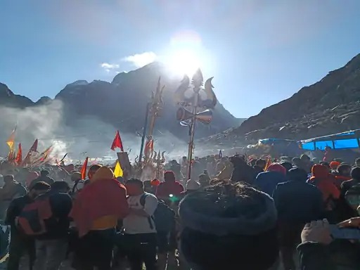 Three devotees died due to lack of oxygen in Mani Mahesh Yatra