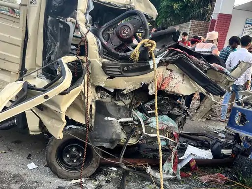 Three died on the spot in bus-tempo collision