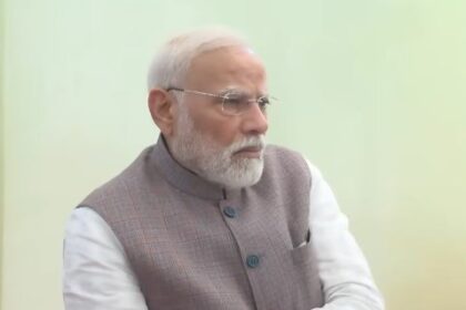 After visiting Himachal Pradesh, PM Modi arrived in Punjab, conducted an aerial survey of flood-affected areas