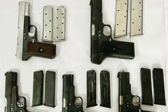 wo operatives of Lawrence Bishnoi gang arrested five with illegal weapons