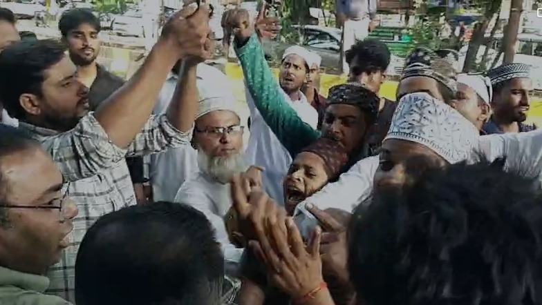 A young man was assaulted in Jalandhar for chanting "Jai Shri Ram," creating a tense atmosphere.