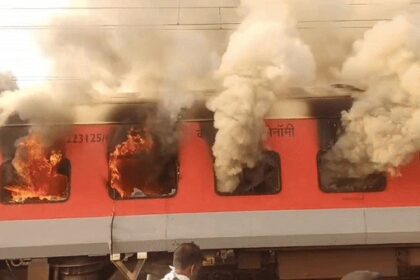 A massive fire broke out on a train traveling from Ludhiana to Delhi, causing panic as passengers fled