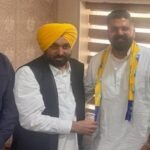 BJP suffers major setback in Jalandhar, sitting councilor leaves party, joins AAP