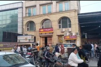 Tragic accident in Jalandhar: Two laborers fall from the third floor and die